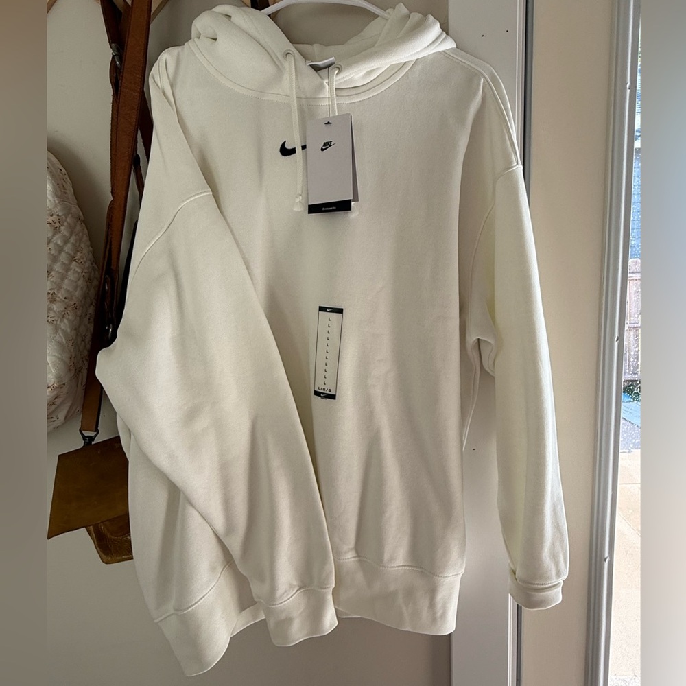 Oversized Nike Sweatshirt NWT